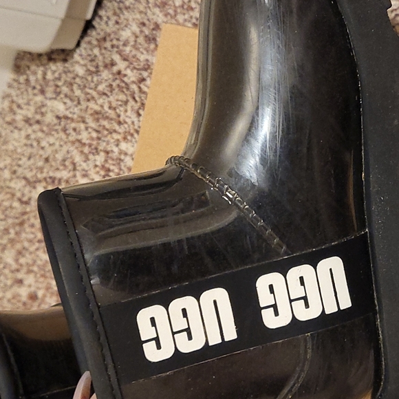 Toddler Ugg boots - Picture 4 of 5